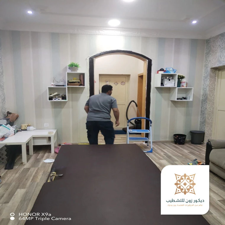 باب عازل الصوت الشرقيه